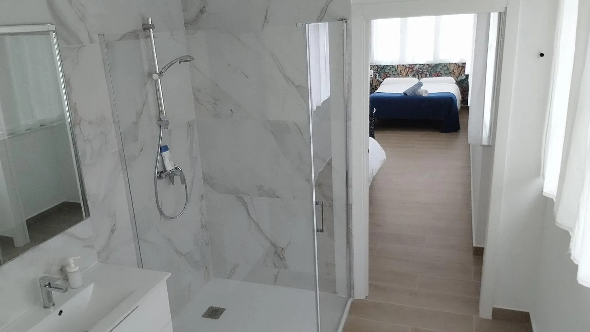 Apartamentos y Habitaciones KAI MARBELLA - Adults Only